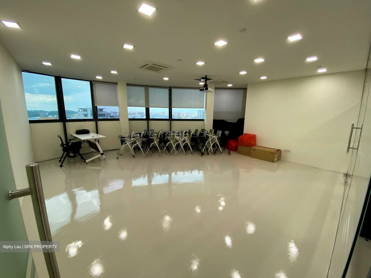 Oxley Bizhub (D14), Factory #451956461